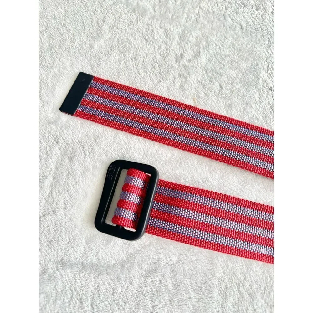 Vineyard vines, red and light blue boys extra large belt ￼